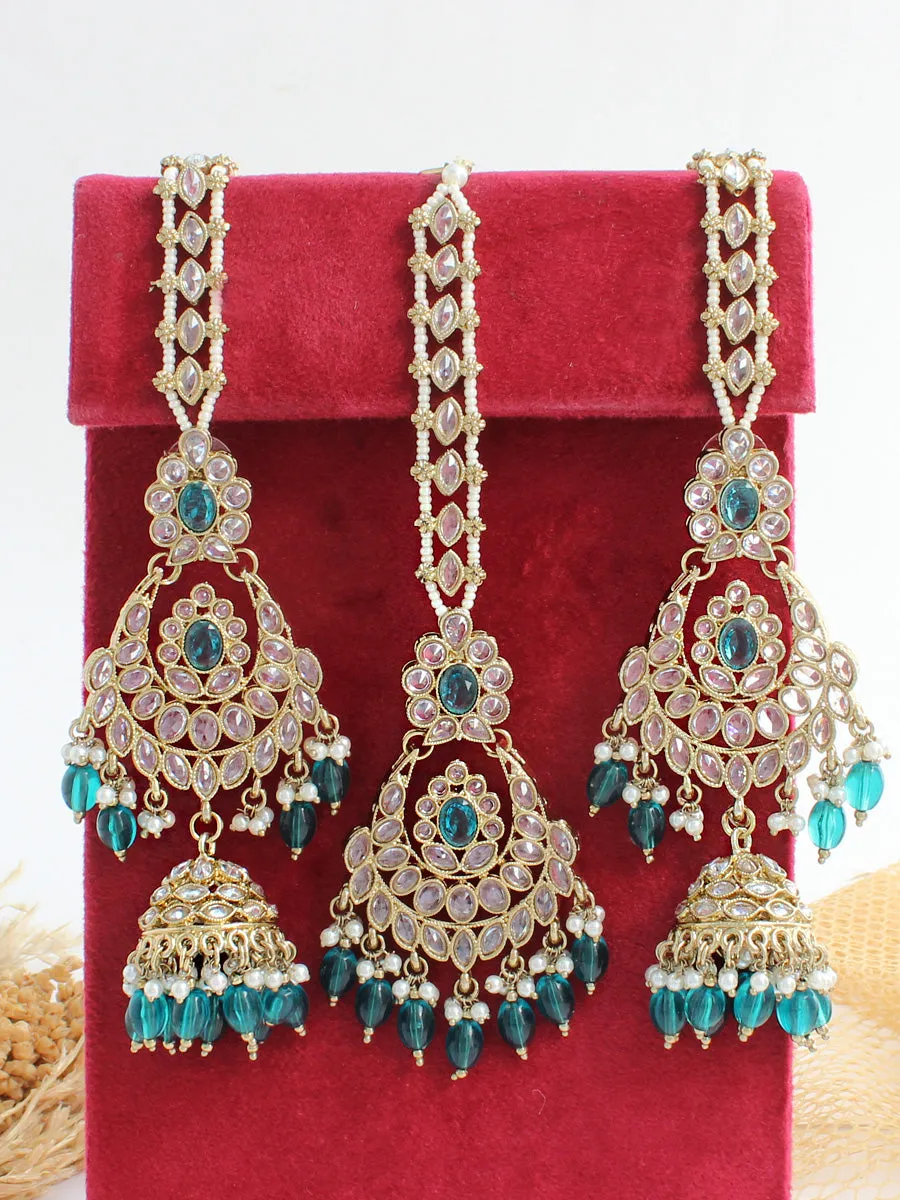 Ayeza Earrings & Tikka