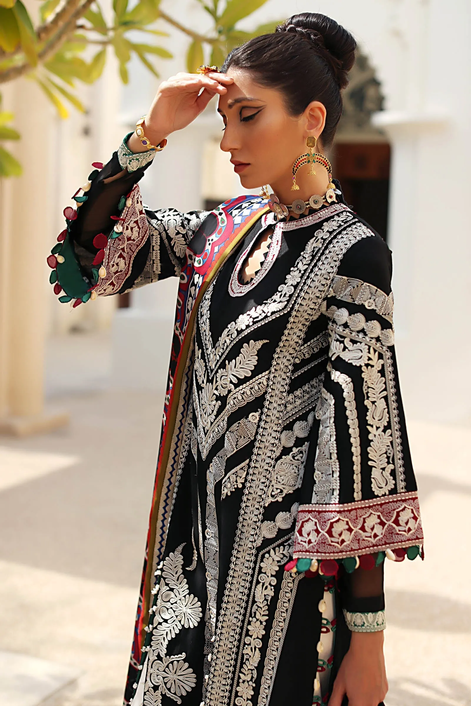 Élan Luxury Lawn Collection – EL22-03 B (QISTINA)