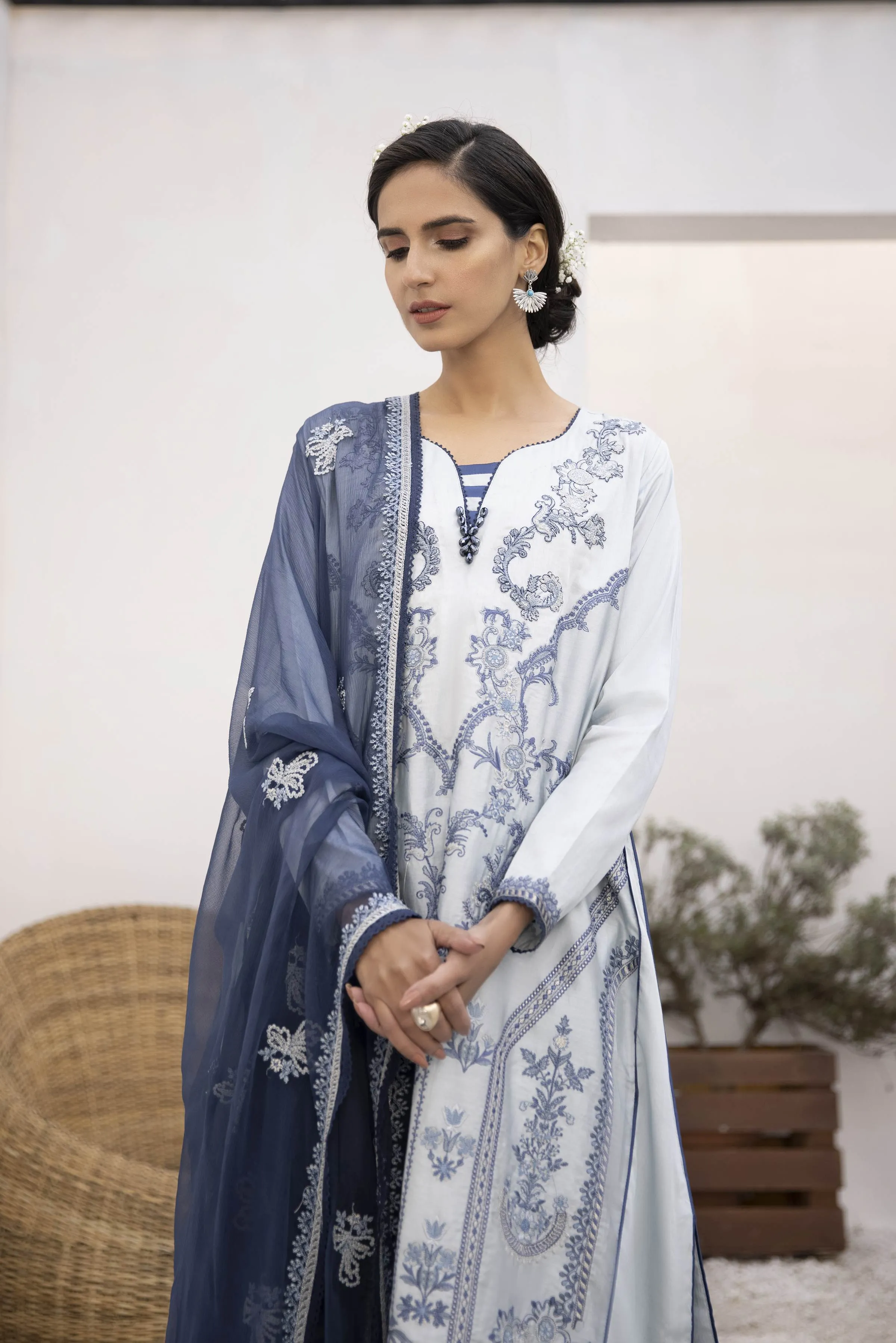 Sapphire Lawn Collection 2021 – Serene Series · Zagreb